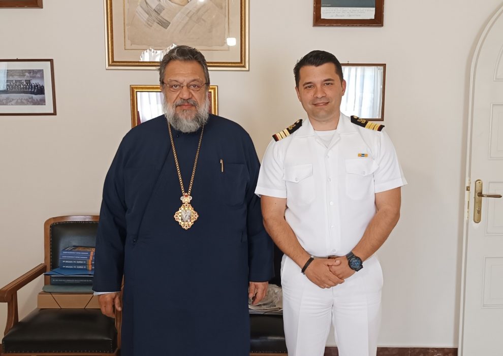 Στο μητροπολίτη Μεσσηνίας ο νέος λιμενάρχης Καλαμάτας
