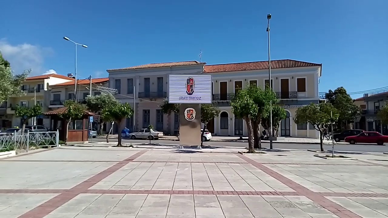 Μεταφορά περιπτέρων εκτός κεντρικής πλατείας Φιλιατρών