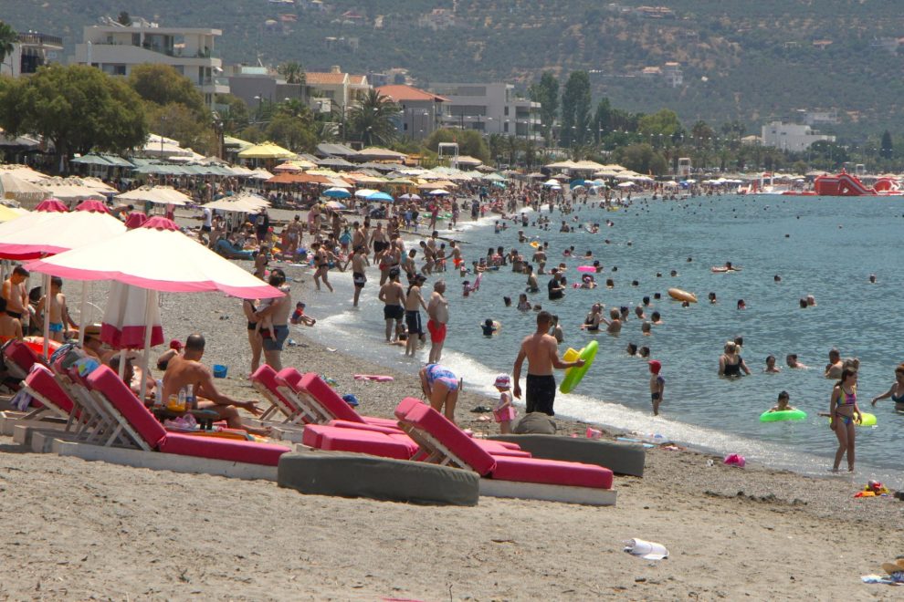 Με θετικό πρόσημο το τριήμερο  του Αγίου Πνεύματος στην Καλαμάτα