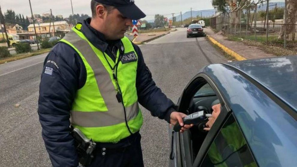 Σχεδόν 90 επικίνδυνες παραβάσεις καθημερινά βεβαίωνε τον Μάιο η Τροχαία σε όλη την Περιφέρεια