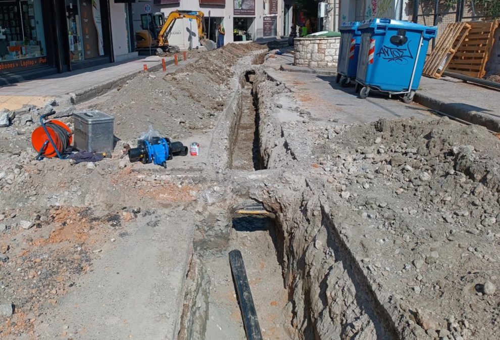 Αντικατάσταση δικτυού ύδρευσης στο κέντρο της Καλαμάτας