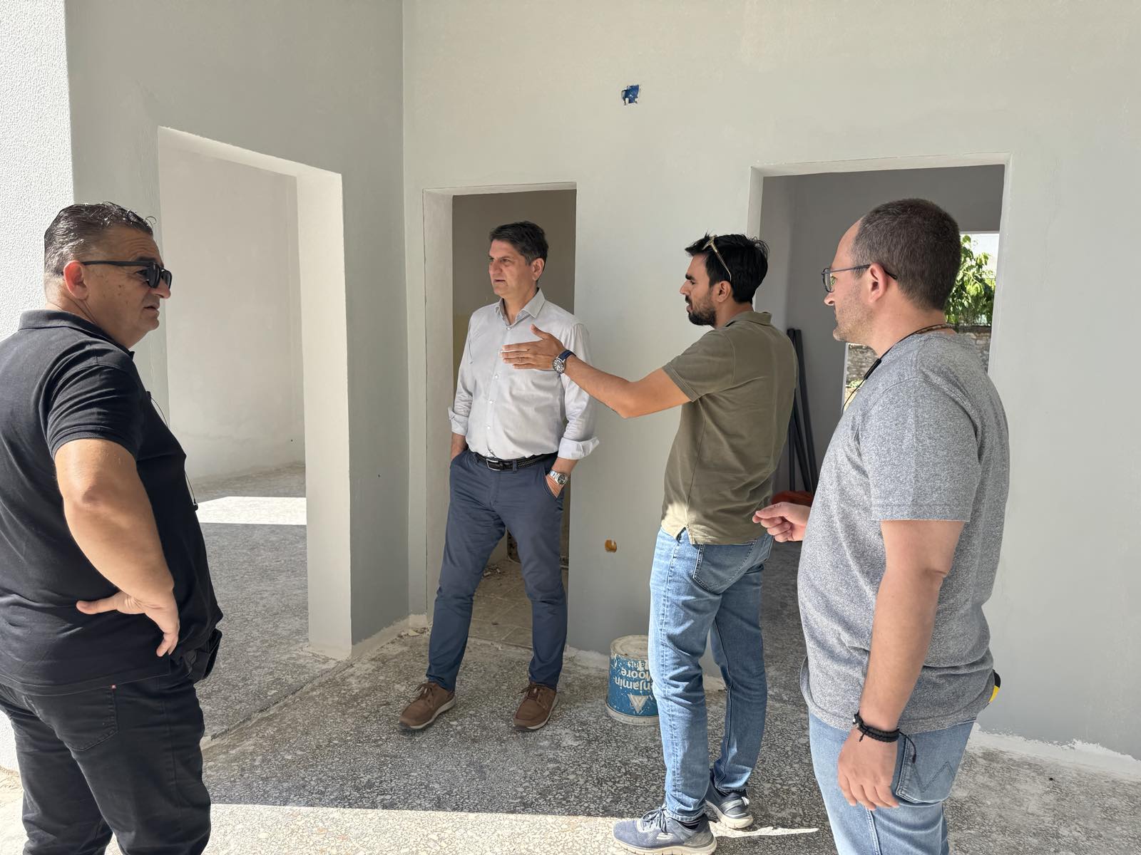 Δήμος Μεσσήνης: Σε καλό δρόμο η ανακαίνιση  δημοτικού κτηρίου στη Λογγά