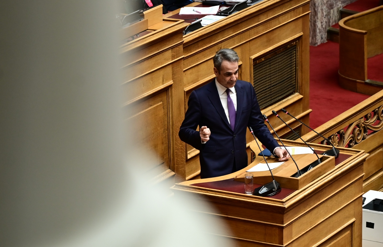 Στη Βουλή ο Κυριάκος Μητσοτάκης για τον νέο ΚΟΚ – Ψηφίζεται το νομοσχέδιο