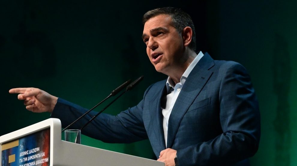 Τσίπρας: Εμμεση αναφορά στη δημιουργία ενός νέου φορέα