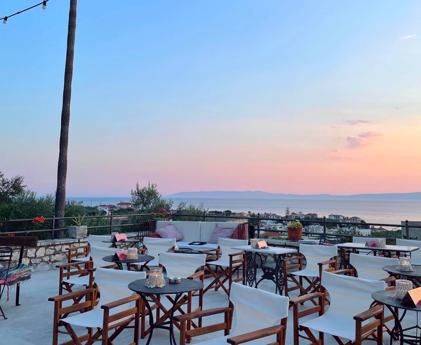 Ένα νέο Cocktail Bar συστήνεται ως δροσερή πρόταση για τις Παρασκευές του καλοκαιριού στο Αρχοντικό Αβίας