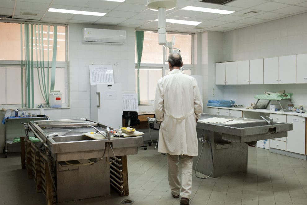 Yπόθεση Μουρτζούκου: Σε αναστολή η ιατροδικαστική υπηρεσία Πάτρας με απόφαση Φλωρίδη