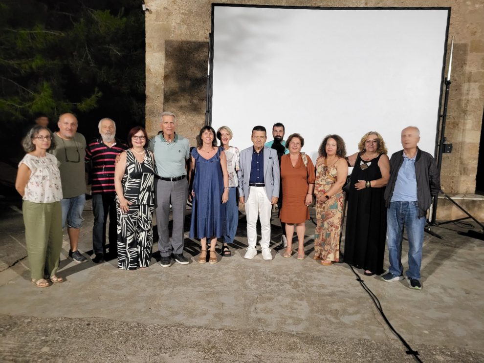 Φιλιατρά: Συγκίνηση στην προβολή της  ταινίας «Θυσία» του Μπάμπη Τσόκα