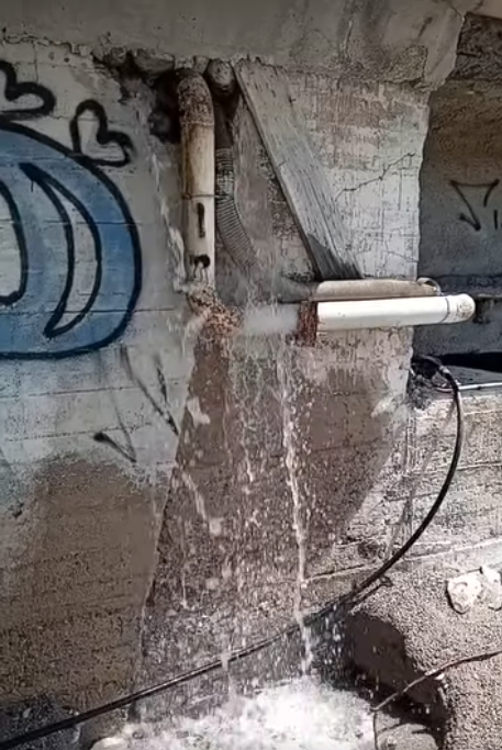 Αδιαφορία για ό,τι δε  φαίνεται στη Ναυαρίνου