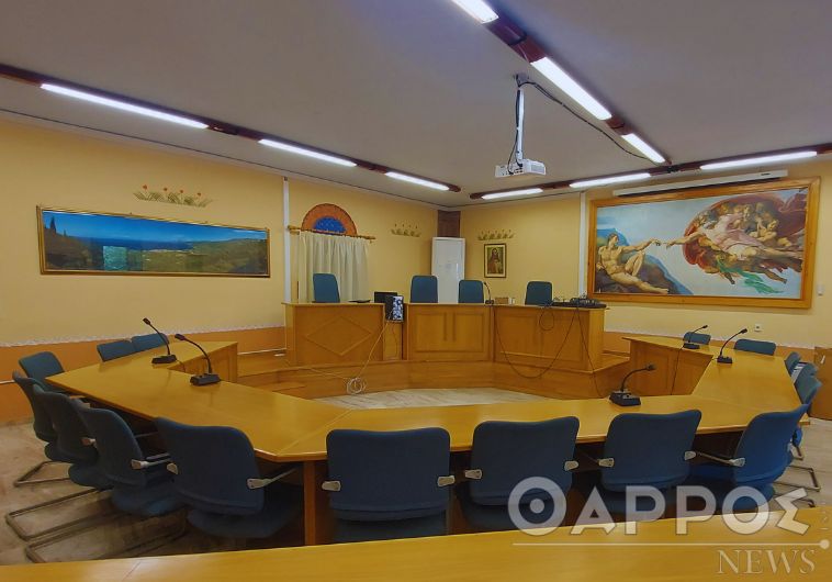 Δημοτικό Συμβούλιο Δυτικής Μάνης: Αποχή των δημοτικών συμβούλων από τη συνεδρίαση