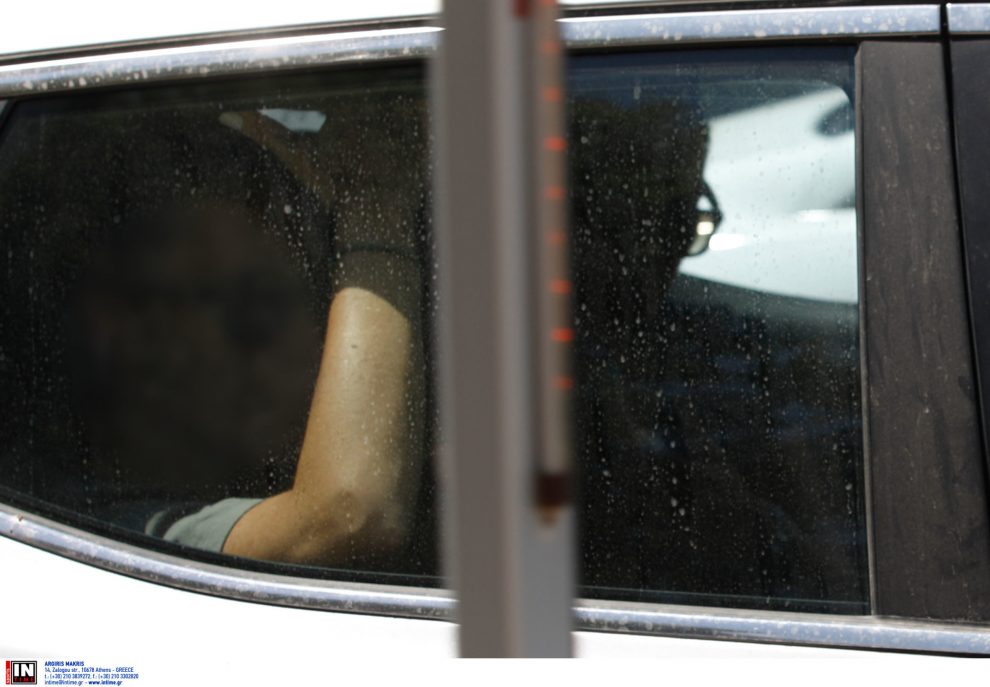 Παλαιό Φάληρο – ιατροδικαστής Γαλεντέρης: «Σε ρηχά νερά ο πνιγμός του κοριτσιού, ερευνάται αν η μητέρα ήθελε να το ξεφορτωθεί»