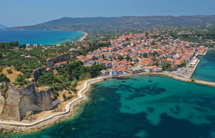 «Η Μαύρη Χήρα που ατένιζε το πέλαγος» στο Φεστιβάλ Κορώνης