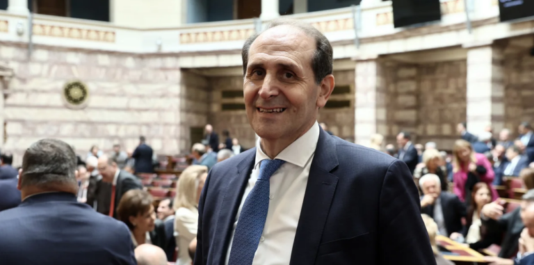 Πέθανε από ανακοπή καρδιάς σε ηλικία 59 ετών ο Απόστολος Βεσυρόπουλος