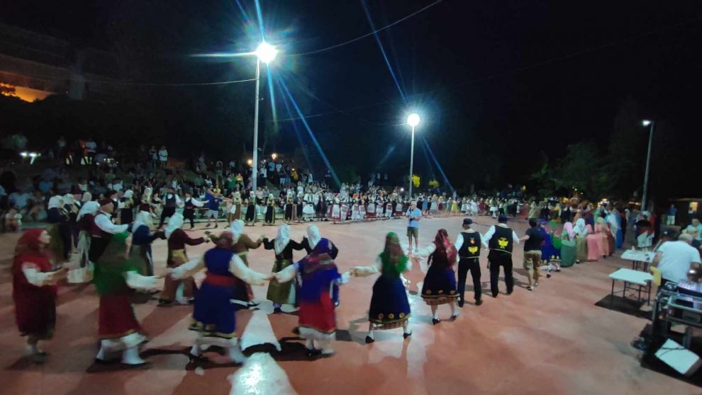 4ο Αντάμωμα Παραδοσιακών  Χορών στο Πάρκο Σιδηροδρόμων