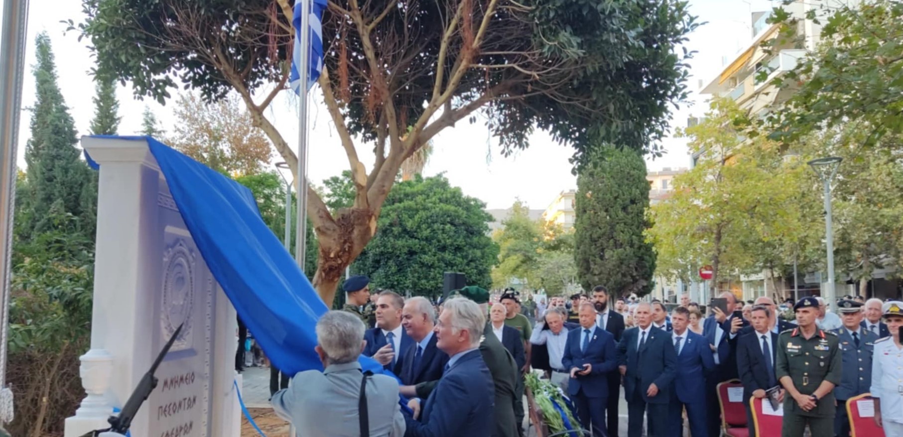 Αποκαλυπτήρια του Μνημείου Πεσόντων Εφέδρων Αξιωματικών στην Καλαμάτα