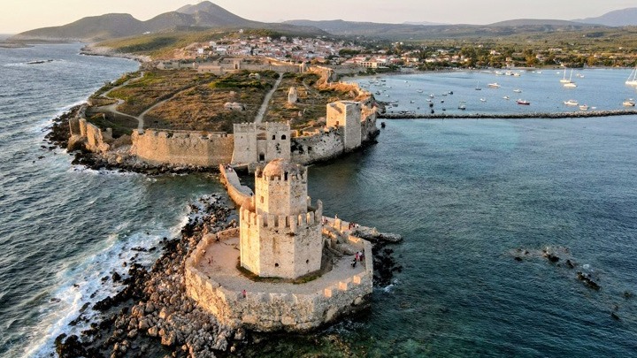 Το Κάστρο της Μεθώνης στο αγιάζι των αιώνων