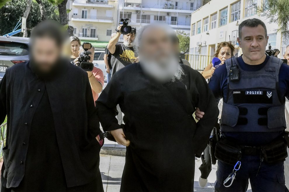 Προφυλακιστέος για την υπόθεση αρχαιοκαπηλίας ο ηγούμενος του Μεγάλου Σπηλαίου