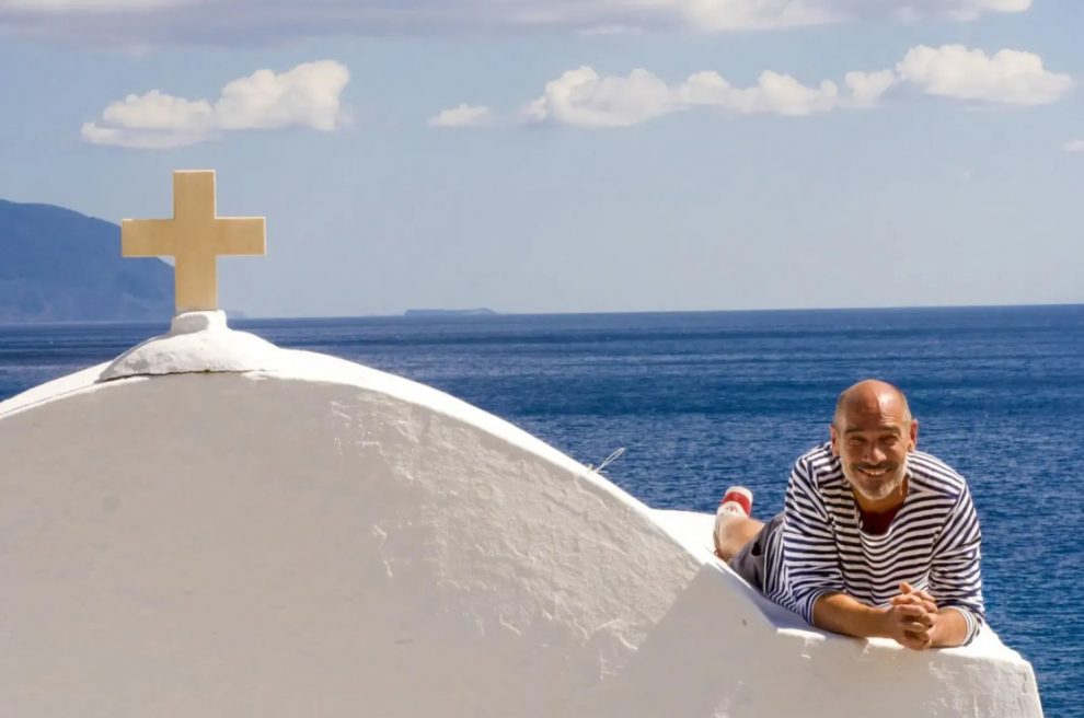 Jean-Marc Barr στο «Θ»: «Επιτυχία είναι να μπορείς να λες τη γνώμη σου»