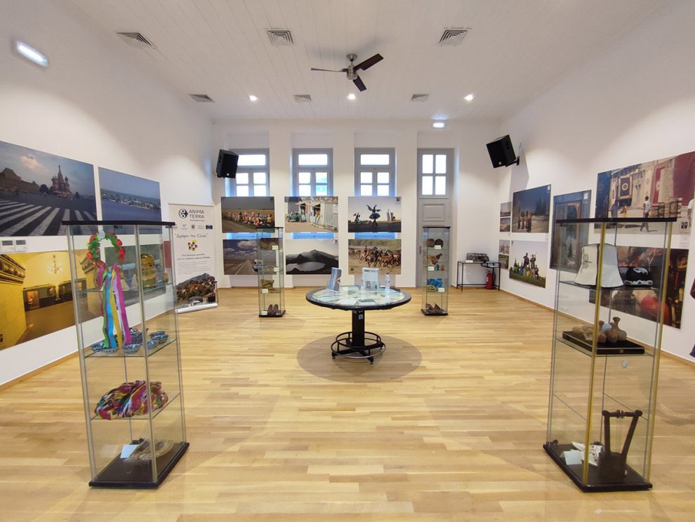Παράταση της έκθεσης για  «Δρόμους Μεταξιού» στη Μεθώνη