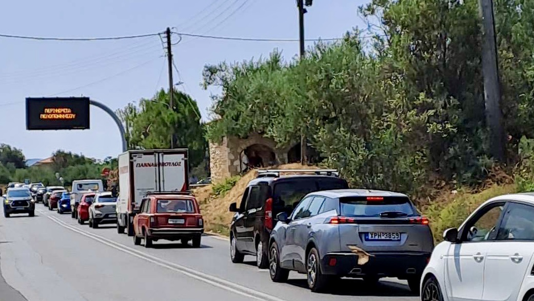 Δυσοσμία στην ανατολική ακτή Καλαμάτας -Η ΔΕΥΑΚ σιωπά, οι πολίτες ασφυκτιούν
