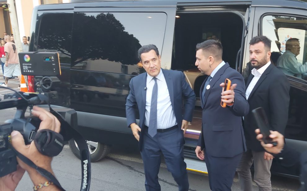 Οι «Οργανούληδες»… Εμείς…