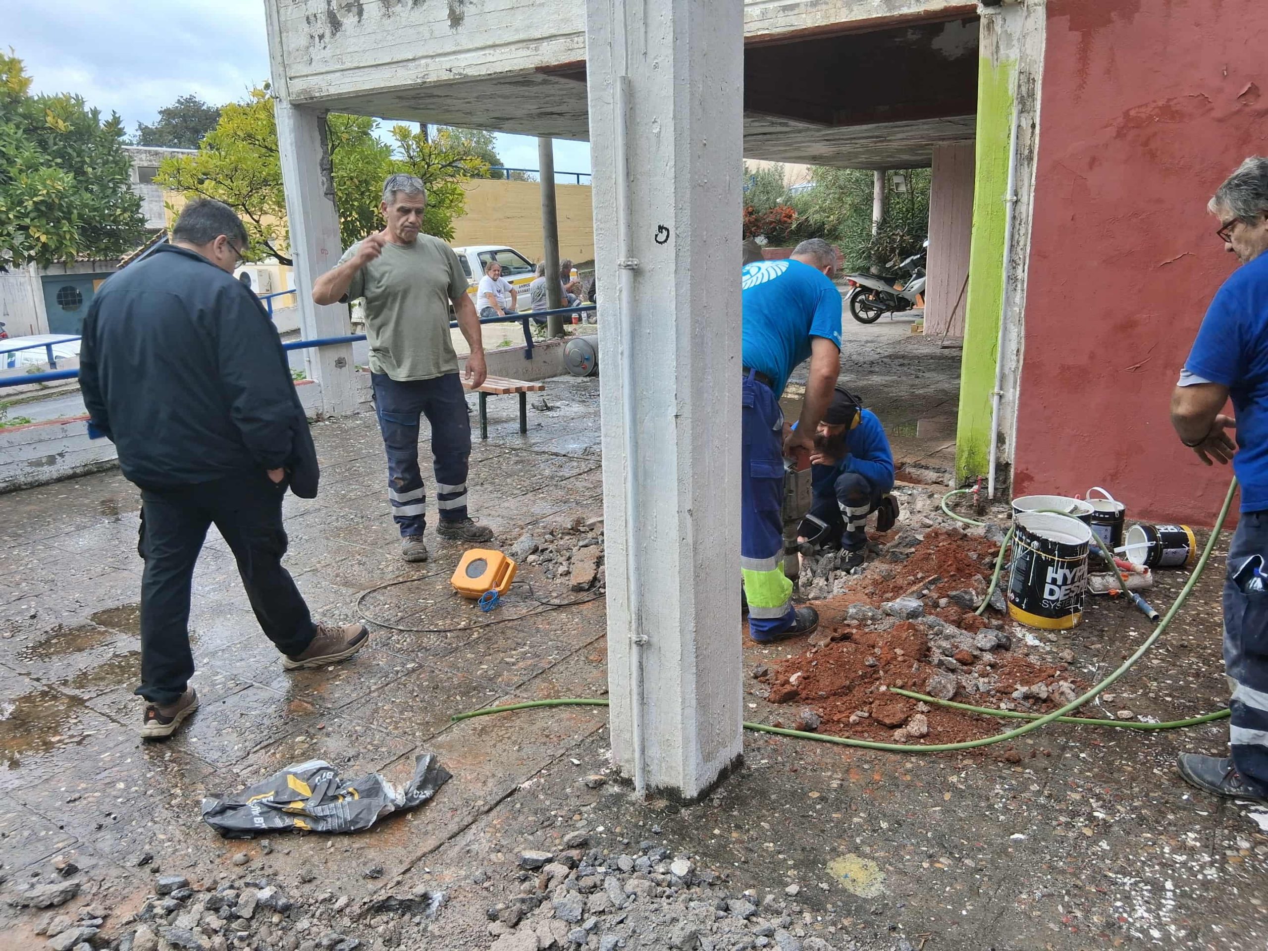 Σε εξέλιξη οι εργασίες συντήρησης στο κλειστό γυμναστήριο του Πολυκλαδικού