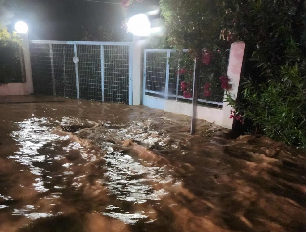 Μετρούν πληγές στην Τριφυλία από τη χθεσινή βροχή