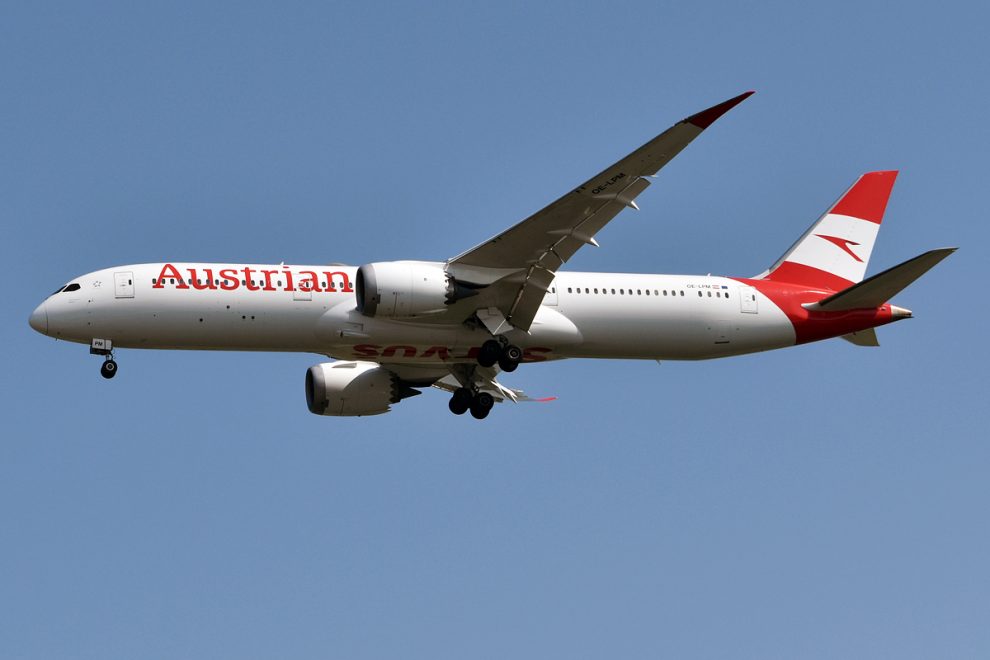 Επαφές με Austrian Airlines & Edelweiss για  ενίσχυση αεροπορικής συνδεσιμότητας της Καλαμάτας