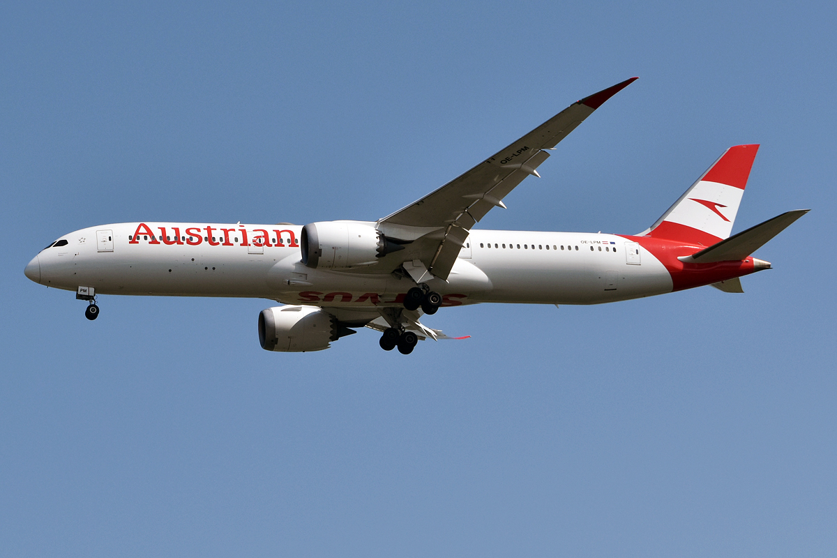 Επαφές με Austrian Airlines & Edelweiss για  ενίσχυση αεροπορικής συνδεσιμότητας της Καλαμάτας