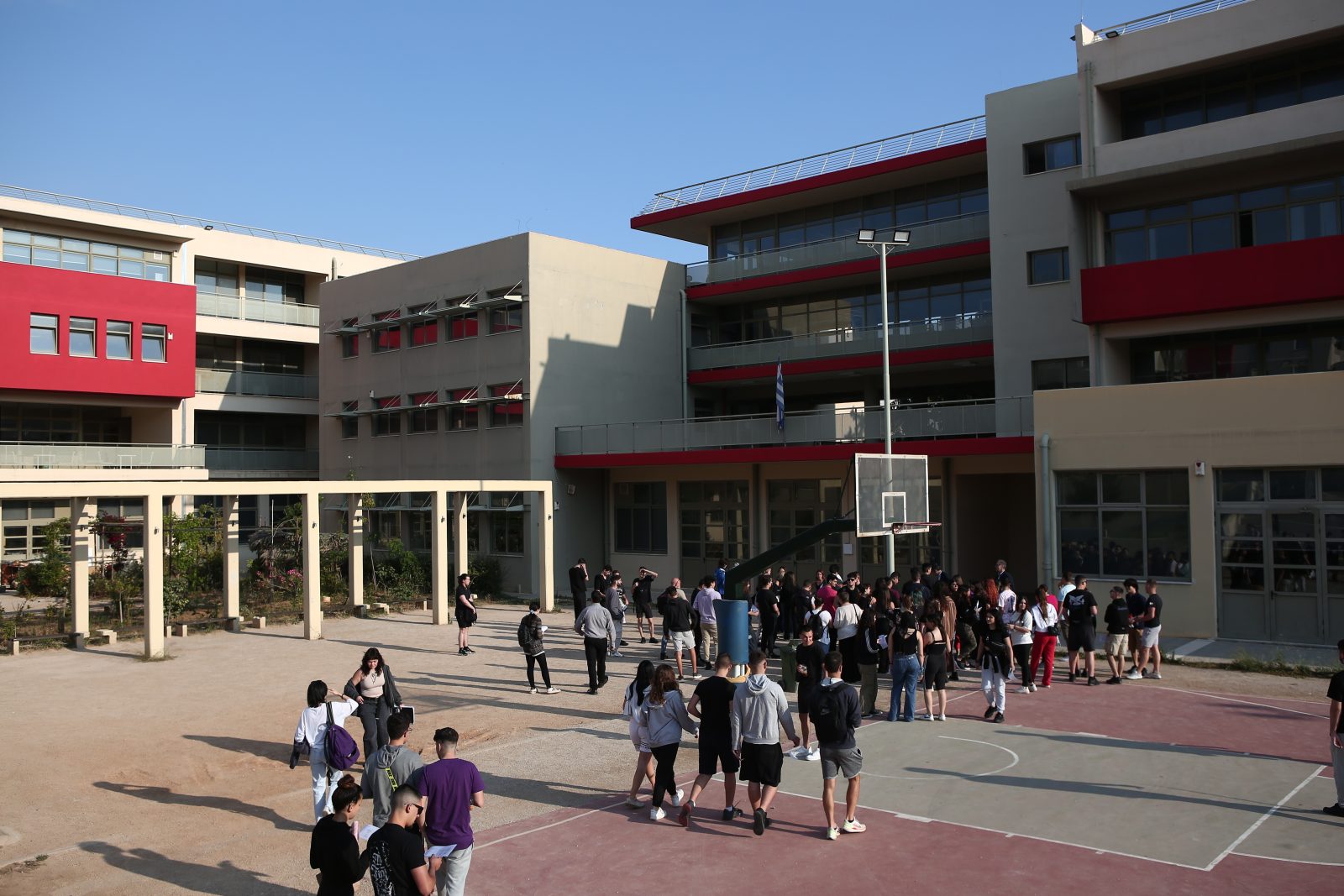 Εθνικό Απολυτήριο: Το σχέδιο για την εφαρμογή του και στο βάθος κατάργηση των πανελλαδικών εξετάσεων