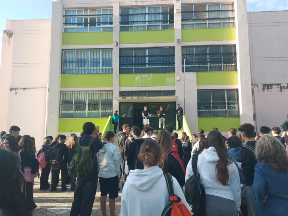 2ο ΓΕΛ Καλαμάτας: Αποχή και συγκέντρωση διαμαρτυρίας στη Δευτεροβάθμια Εκπαίδευση