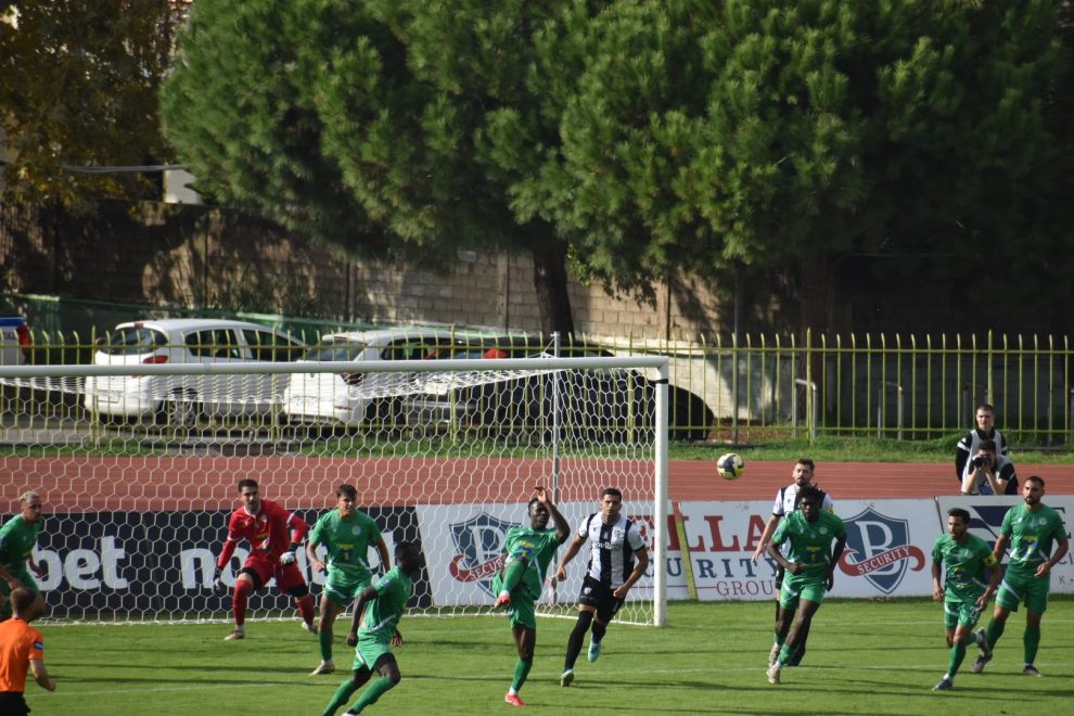 Ικανοποίηση για αποτελεσματικότητα και νίκη η Καλαμάτα και περιμένει τη Σύρο