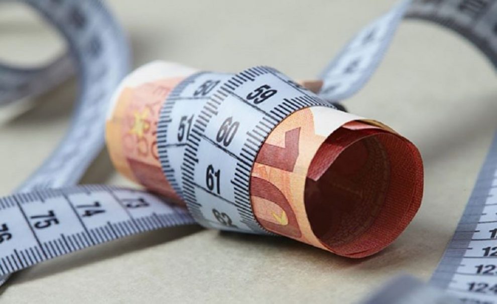 Η ακρίβεια, τα καρτέλ και ο εικονικός έλεγχος