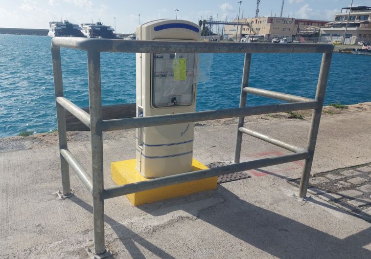 Λιμάνι Καλαμάτας: Τοποθετήθηκαν πίλαρ και αναμένεται συνέχεια