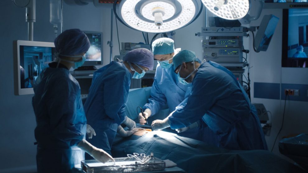 Επαναστατική μεταμόσχευση με Ελληνίδα δότρια – Η καρδιά χτυπούσε 8 ώρες στη μεταφορά από την Αθήνα έως το Τορίνο με ειδικό μηχάνημα