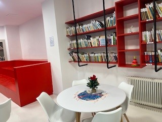 Εγκαίνια ανανεωμένης Σχολικής Βιβλιοθήκης  στο 18ο Δημοτικό Σχολείο Καλαμάτας