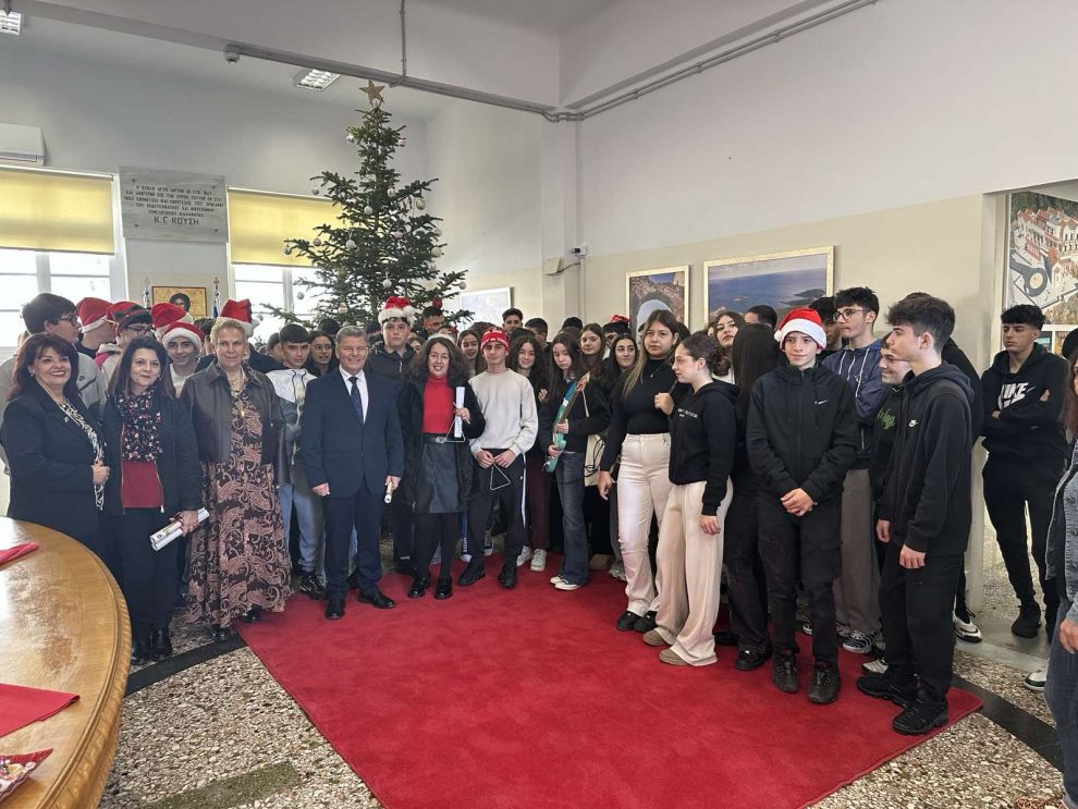 Κάλαντα από μαθητές στην Περιφερειακή Ενότητα Μεσσηνίας