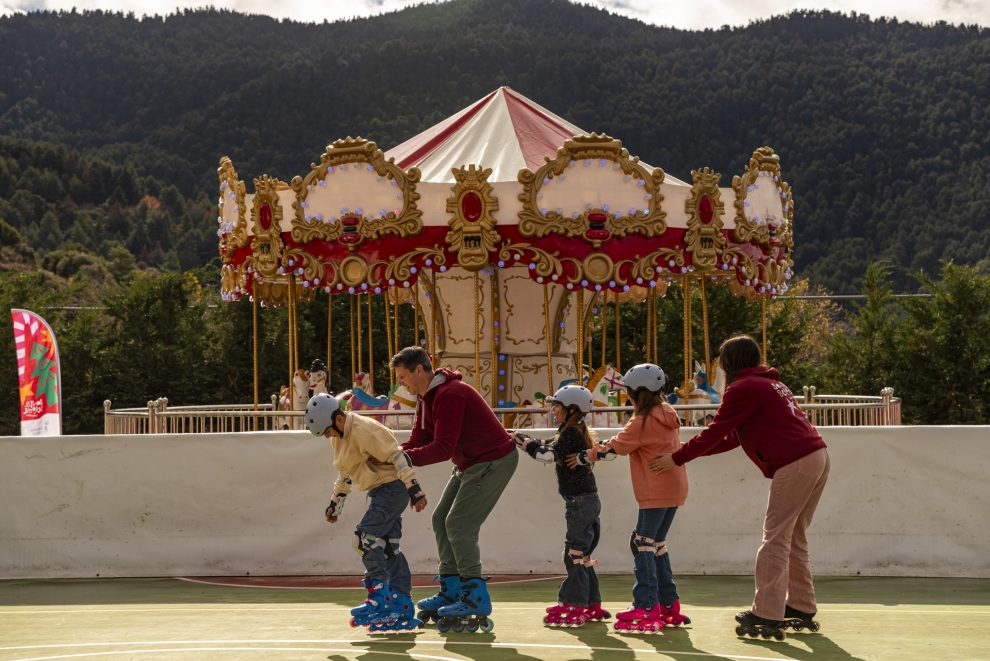 Χριστούγεννα 2025: Η Βαμβακού εδραιώνει την αναβίωσή της και μας προσκαλεί…