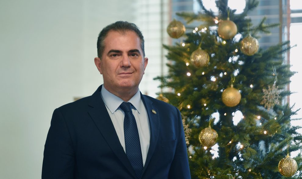 Ευχές του δημάρχου Καλαμάτας για τα Χριστούγεννα