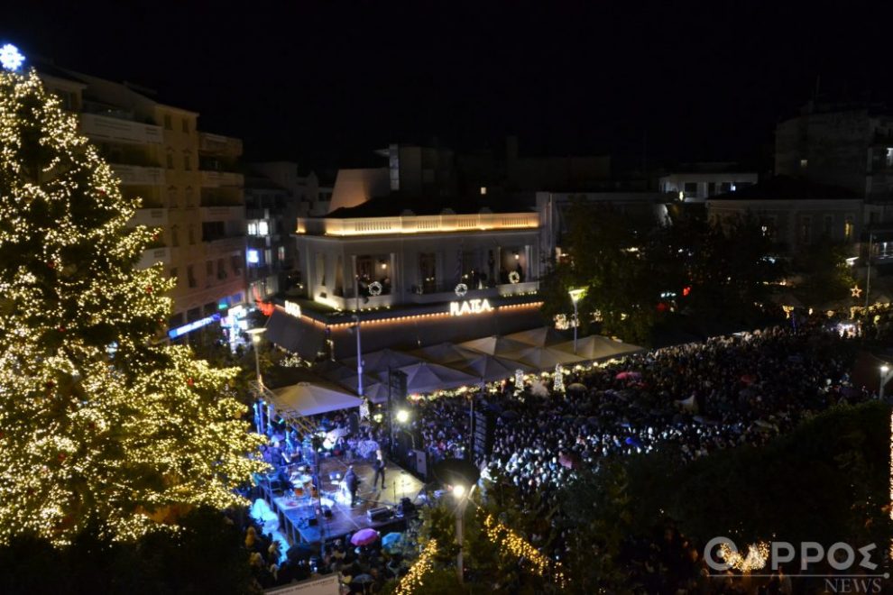 Το φετινό άναμμα του δέντρου άρεσε…