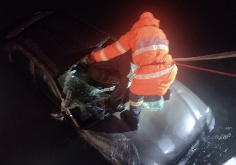 Απίστευτη διάσωση στο λιμάνι της Καλαμάτας:  86χρονος γλίτωσε από θαύμα