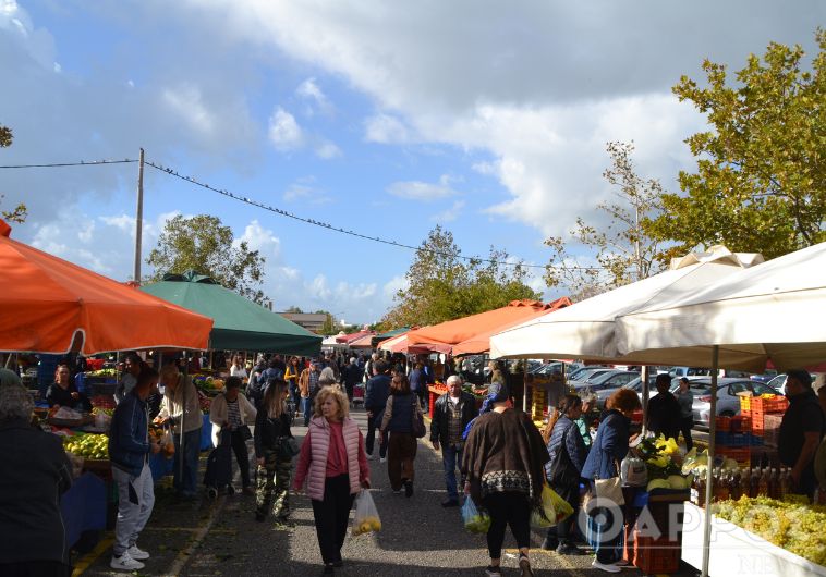 Πανελλαδική απεργία επ’ αόριστον στις λαϊκές αγορές από τις 7 Ιανουαρίου
