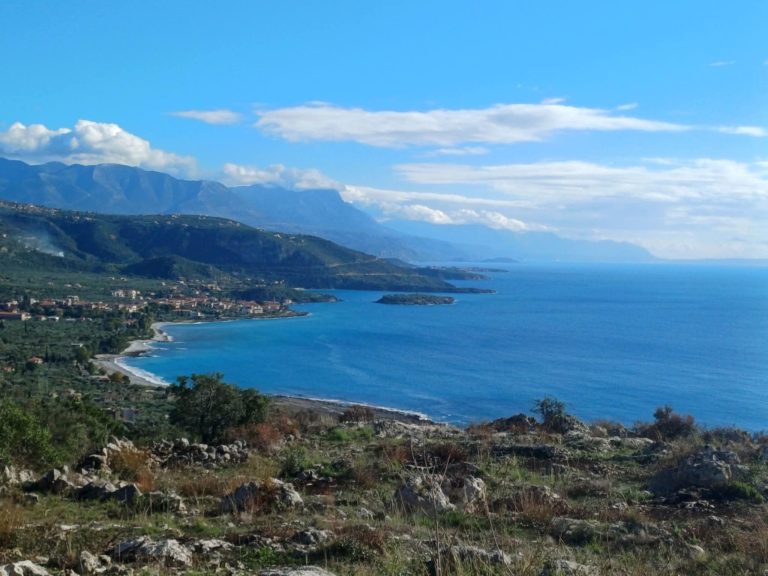 Πεζοπορία στη Δυτική Μάνη με τον Ορειβατικό Σύλλογο Καλαμάτας