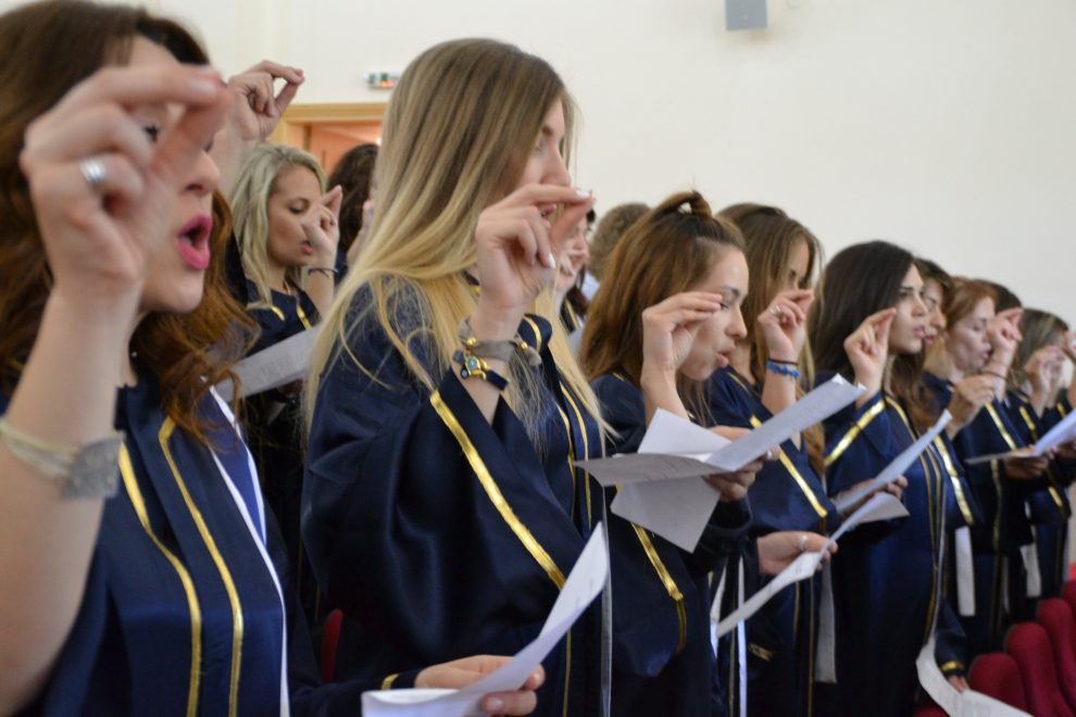 Πανεπιστήμιο Πελοποννήσου: Σχολή Ανθρωπιστικών Σπουδών -Ορκωμοσίες για λίγους…