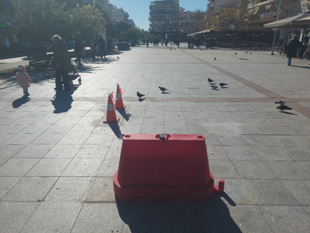 Επιτέλους ασχολούνται με τις πλάκες!