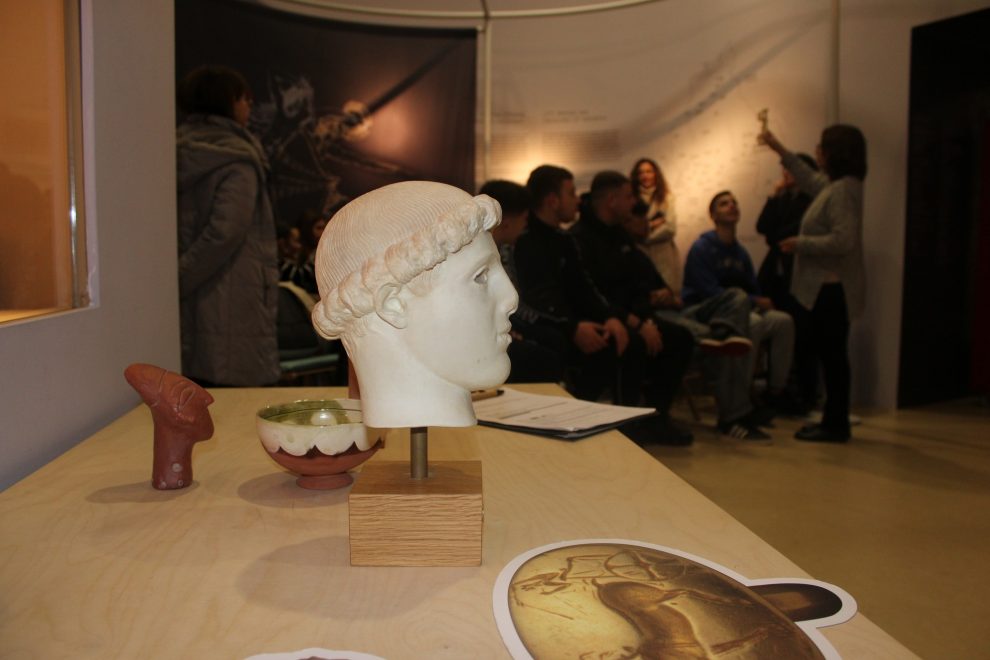 «Κλεμμένες αρχαιότητες, λαοί χωρίς μνήμη»: Εκπαιδευτική δράση για την αρχαιοκαπηλία στο Αρχαιολογικό Μουσείο Μεσσηνίας