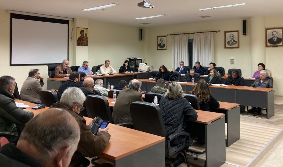 Δημοτικό Συμβούλιο Τριφυλίας: Ηχηρό «όχι» σε λιγνιτωρυχείο