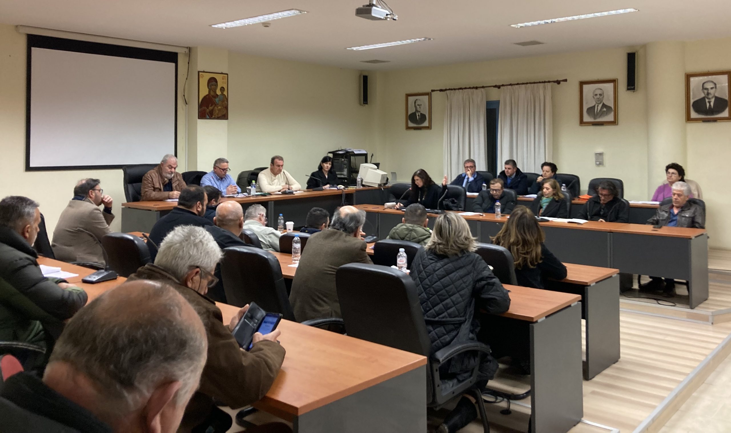 Δημοτικό Συμβούλιο Τριφυλίας: Ηχηρό «όχι» σε λιγνιτωρυχείο