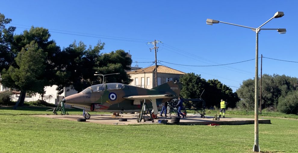 Κυπαρισσία: Μουσειακό αεροσκάφος Τ-2 ως στατικό έκθεμα στην Πανηγυρίστρα