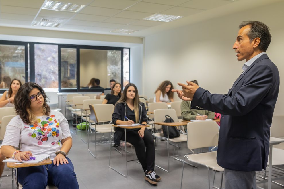 Ο δρόμος προς το μέλλον σου περνάει μέσα από το Deree!