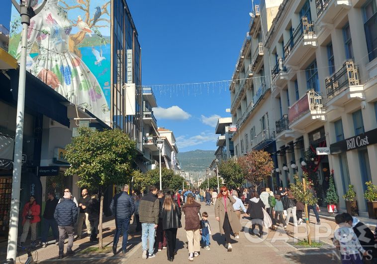Ανοικτά τα καταστήματα σήμερα Κυριακή